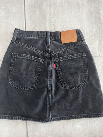 Levi’s Ribcage Skirt 24W