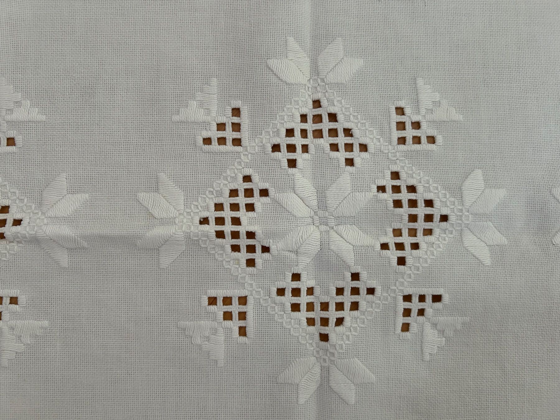 Coperte: Wunderschönes handgefertigtes Deckeli – Usato da Gutenswil venduto da walker60