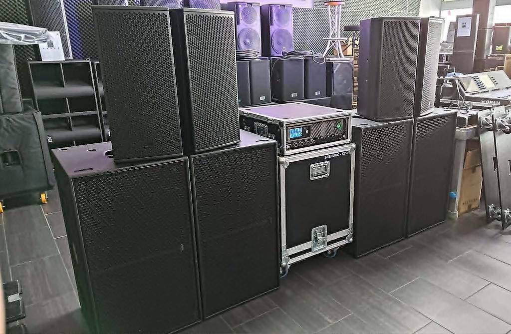 Seeburg Casse acustiche: Seeburg Acoustic Line PA-System + – Usato da Schlieren venduto da Basscenter