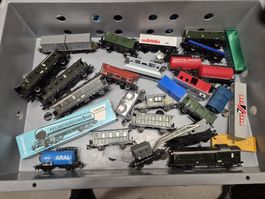 Märklin Modelleisenbahn Konvolut diverse Güterwagen