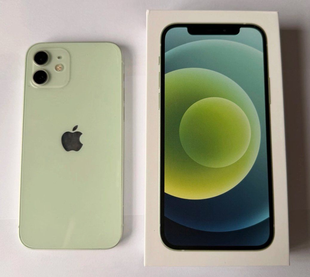 Apple Handys / Smartphones: iPhone 12 (256GB) Akku 99% – Gebraucht aus Luzern von Waince786
