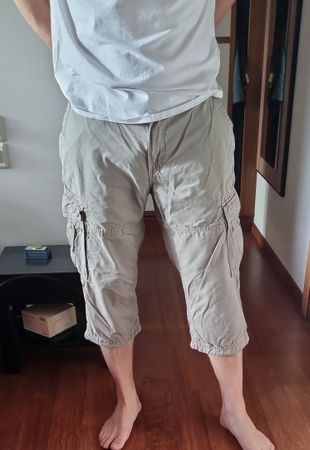 Pantacourt Homme Beige, taille 36, idéal pour l'été! Camel