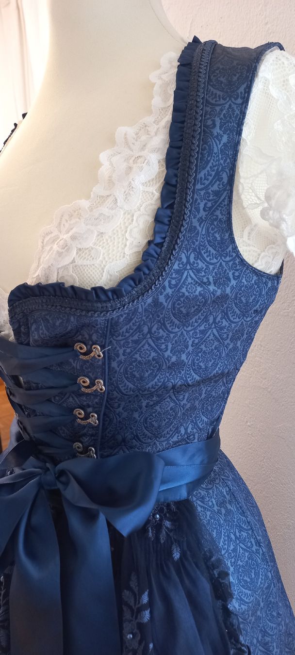 Costumes: Krüger Dirndl – Neuf (Voir description) à Grüningen par selinasearching 7