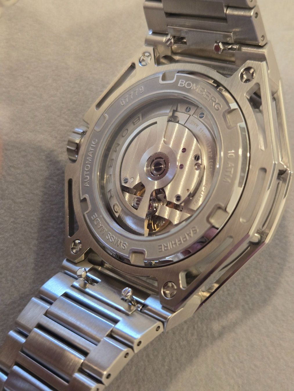 Bomberg Montres: Bomberg Edge Core Automatic black – D'occasion à Chabrey par Horology 5