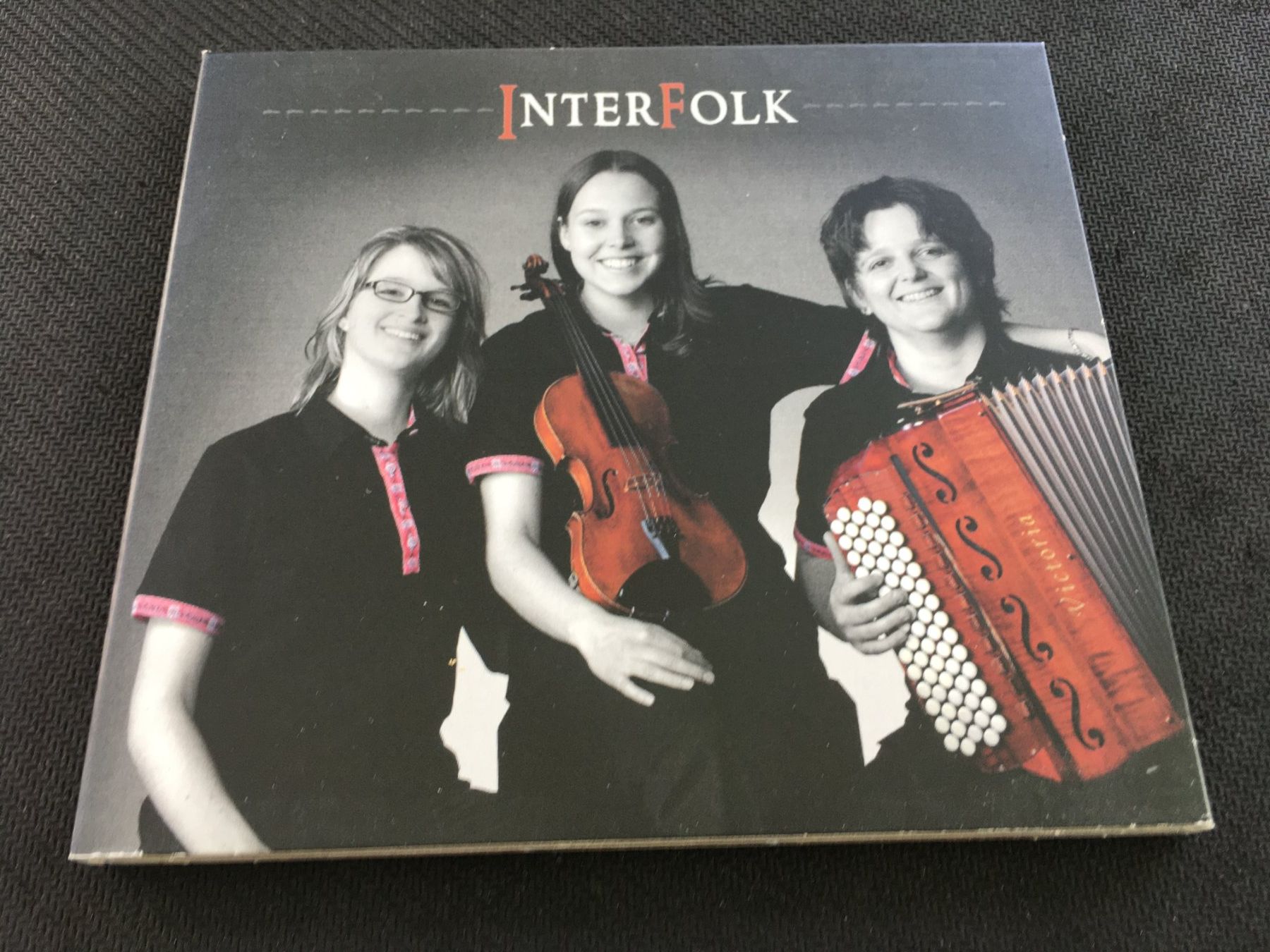 CD: InterFolk -CD- – Usato da St.Gallen venduto da MedienJoe
