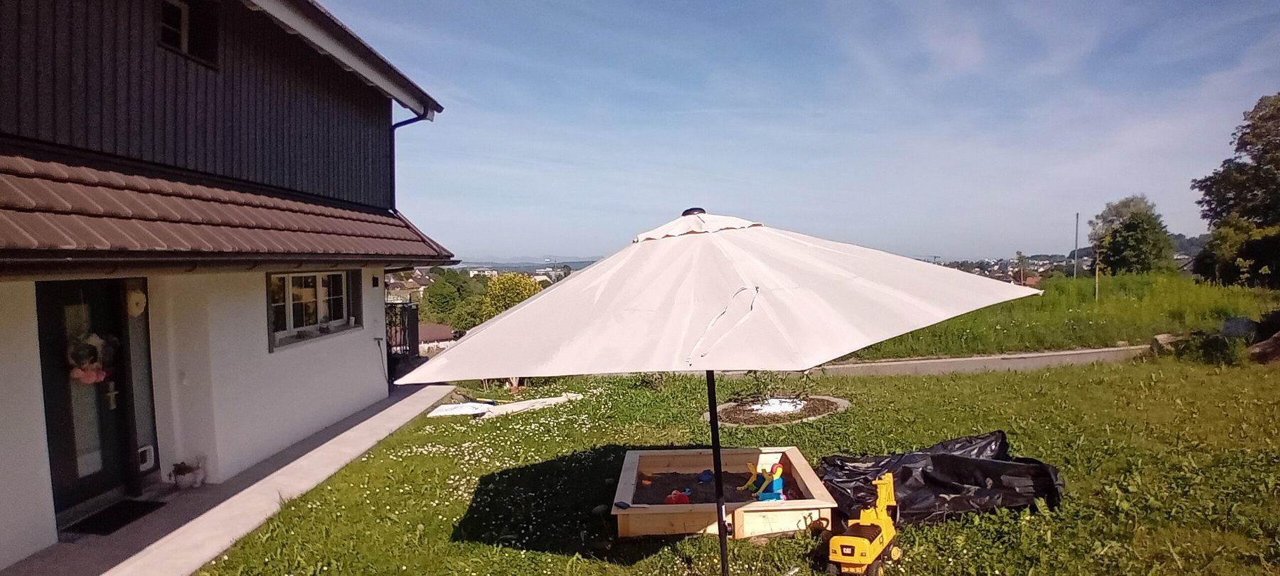 Parasols: grosser Sonnenschirm, 3m Durchmesser – Neuf (Voir description) à Berikon par Marilyn 3