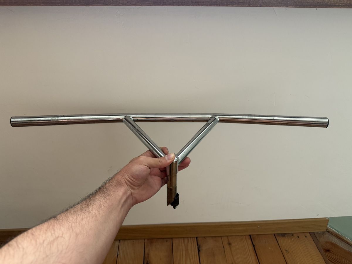 Pezzi di ricambio: ITM CrMo bullmoose handlebar 22.2 – Usato da Zürich venduto da Sfass