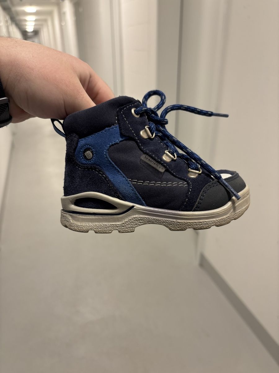 Ricosta Scarpe per ragazzi: Pepino Winterschuhe Grösse 22 – Usato da Schleinikon venduto da Jessica_Lutishi