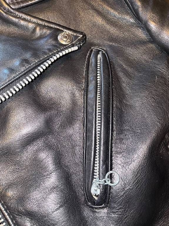 Vestes: 11 Perfecto Schott N. Y. C – D'occasion à Biel/Bienne par loudmuffles 3