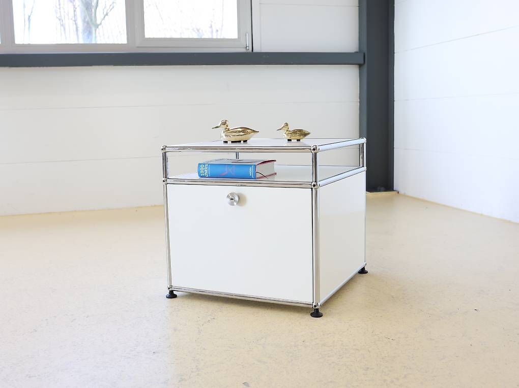 USM Comodini: USM Haller Nachttisch, Beistelltisch – Usato da Meinisberg venduto da atelier_TILIJA 6