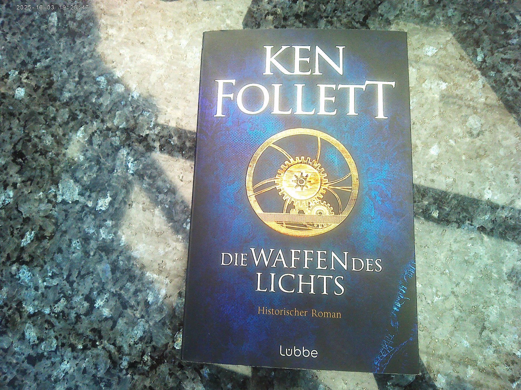 Libri: Die Waffen des Lichts von Ken Follett – Usato da reitnau venduto da Sib7