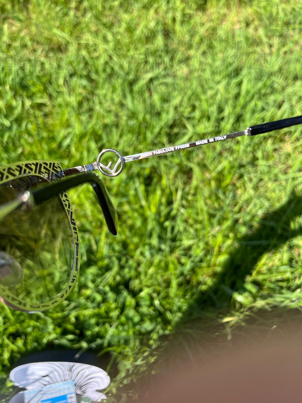 Fendi Occhiali & Lenti: New  Sunglasses Fendi – Nuovo (secondo la descrizione) da Chêne-Bougeries venduto da Seetooyoo 5