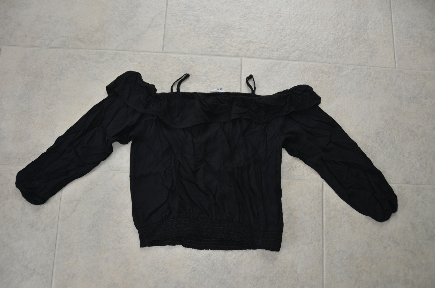 H&M Pullover & Sweatshirts: Shirt Grösse 152 H&M schwarz – Gebraucht aus Schleinikon von kissa07 1