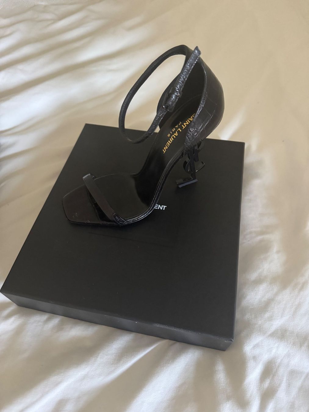 Saint Laurent Chaussures femmes: Saint Laurent YSL Heel Schwarz – D'occasion à Zürich par mha_dpn6 1