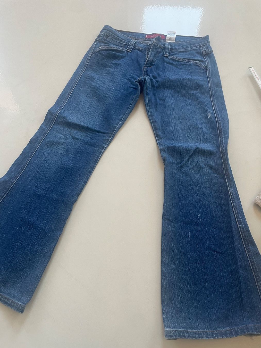 Levi's Jeans: Jeans Levi's – Gebraucht aus Minusio von Pink222 5