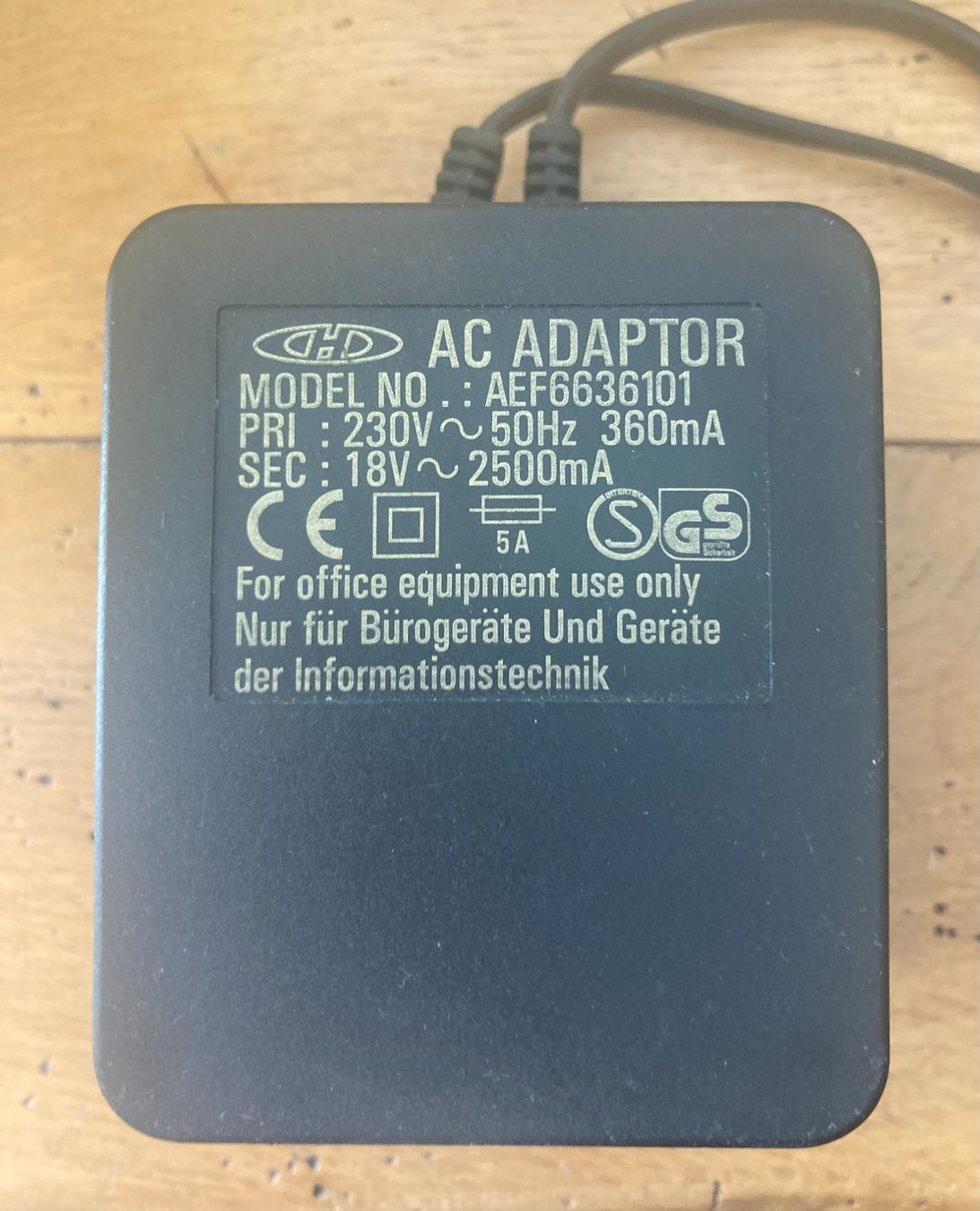 Lecteurs & Adaptateurs: CHD AC Adapter 18V 2500mA – D'occasion à Eglisau par Shoprabbit