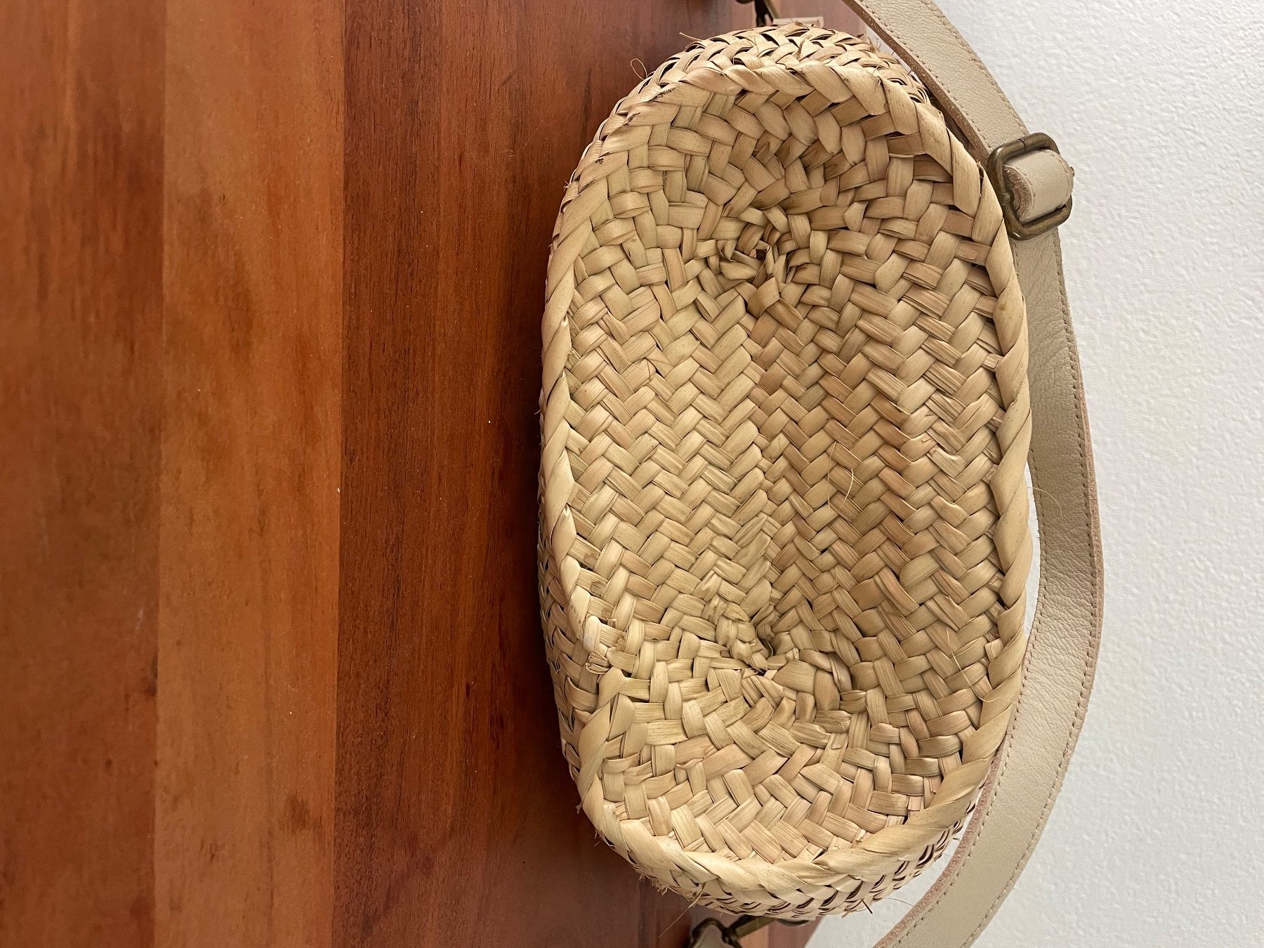 Borse da donna: Handgemachte Strohtasche mit Fransen beigefarben neuwertig – Nuovo (secondo la descrizione) da Nänikon venduto da Susan_1 3