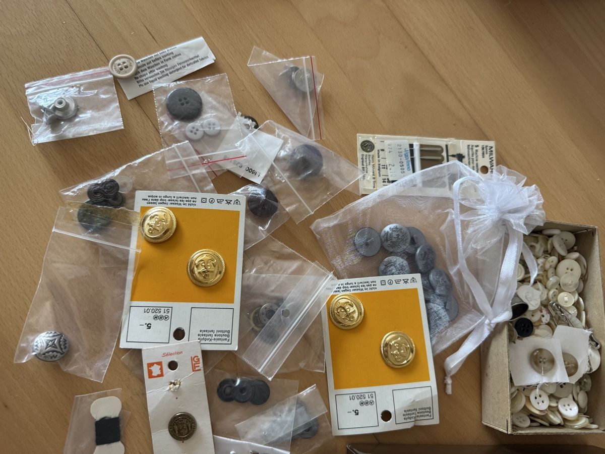 Knöpfe: Grosse Vintage-Knopfsammlung – Gebraucht aus Bellmund von estrella01 4