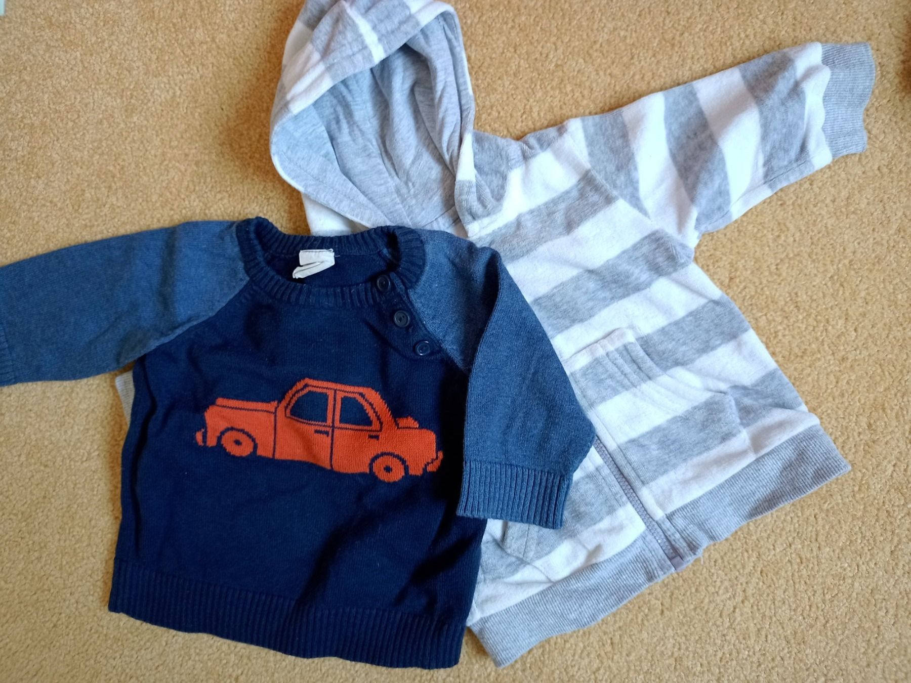 H&M Maglioni & Felpe: 2 Pullis, Gr. 62 – Usato da Winterthur venduto da voan
