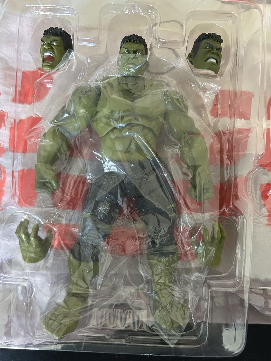 Marvel Statuette: S.h.figurarts Hulk Actionfigur – Usato da Scherzingen venduto da SER_610 2