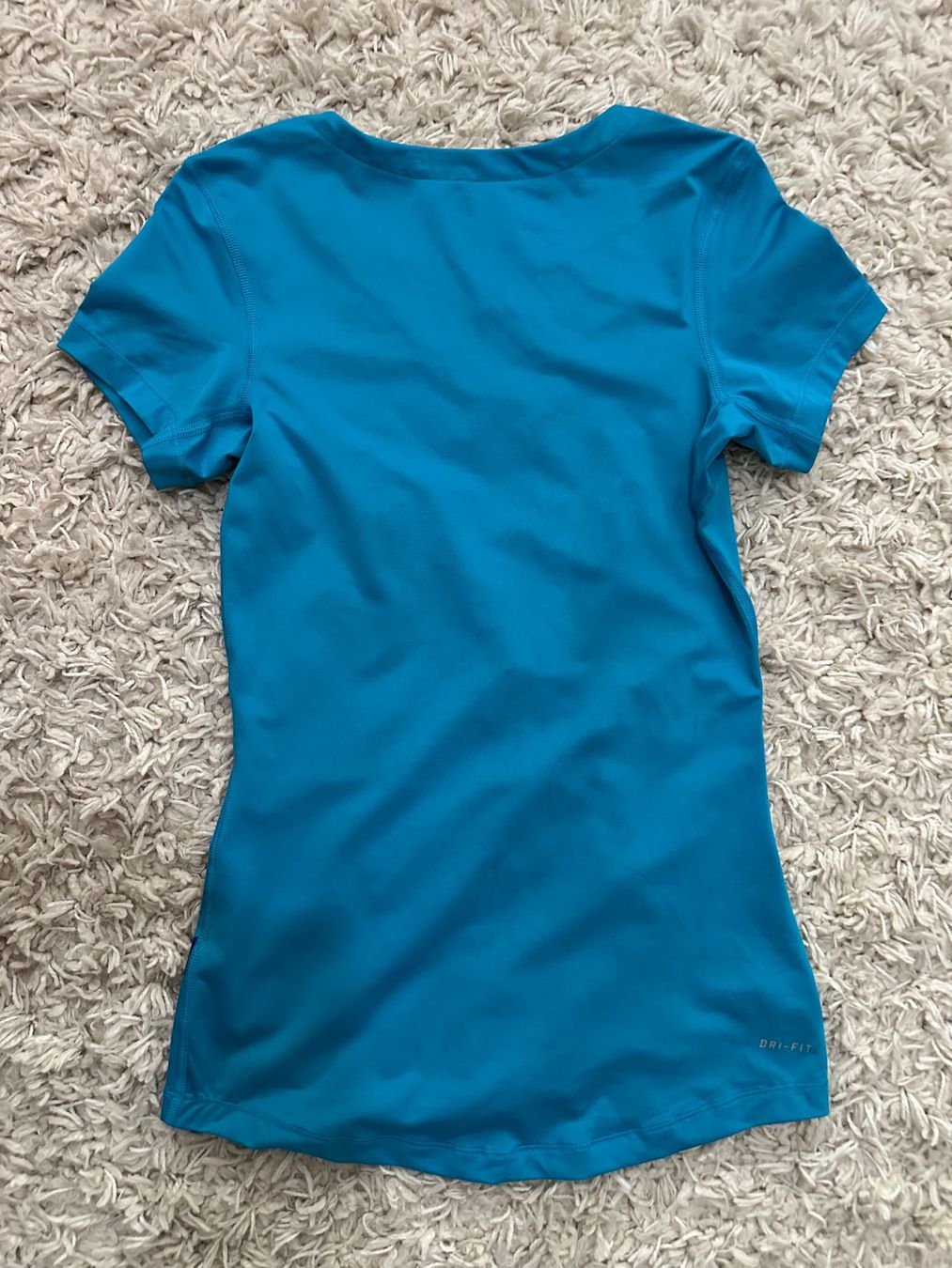 Nike T-shirts: Nike T-Shirt Gr.S – D'occasion à Bern par BrandVilla 1