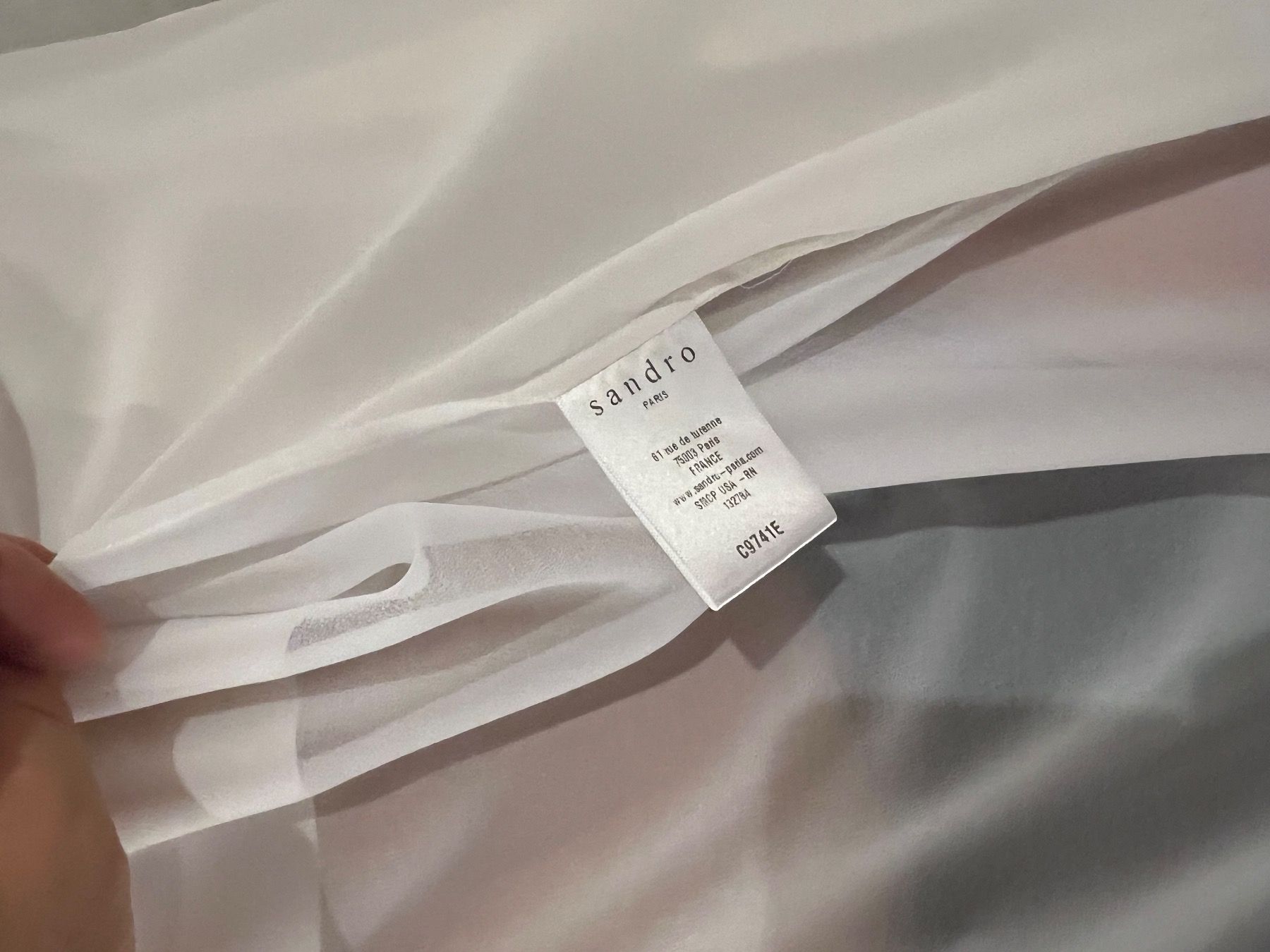 Sandro Camicette: Sandro Bluse Seide und Polyester, Grösse 2 – Usato da Bergdietikon venduto da pinkerton13 7