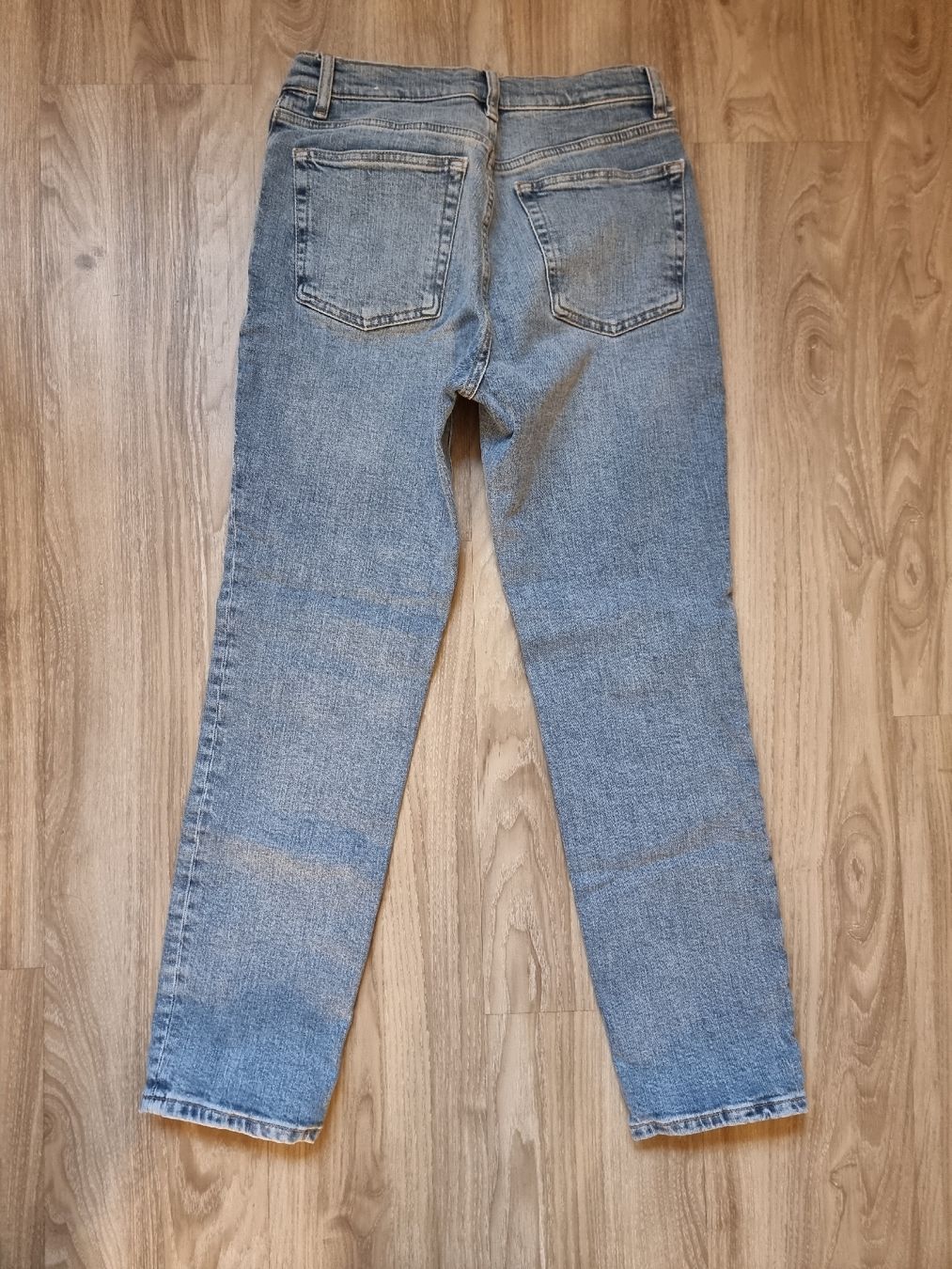 Mango Jeans: Mango Claudia Straight leg Jeans Gr 36 – Gebraucht aus Interlaken von NataliiaS 3