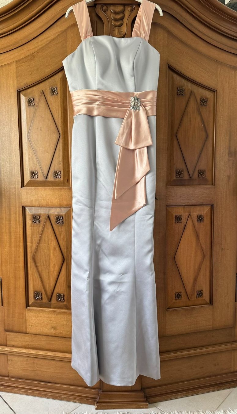 Vestiti: Abendkleid lang mit Bolero, Grösse 36/38, hellgrau/rosé – Usato da Nürensdorf venduto da Magi14 1