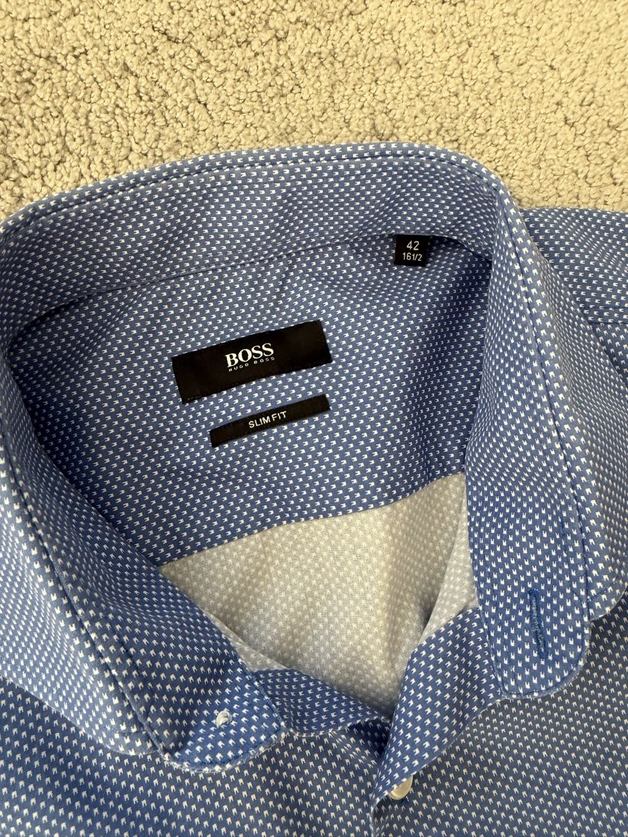 Hugo Boss Hemden: Hugo Boss Light Shirt - Size 42/16.5" – Gebraucht aus Zug von pav_q5f7 2