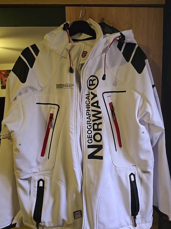 Giacche: Softshell Jacke – Usato da Ebikon venduto da Mr.Busdriver