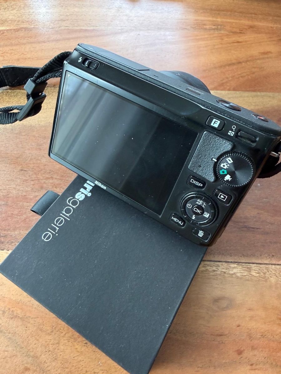 Nikon Fotocamera: Kamera Nikon 1 – Usato da Otelfingen venduto da Tommy112 1