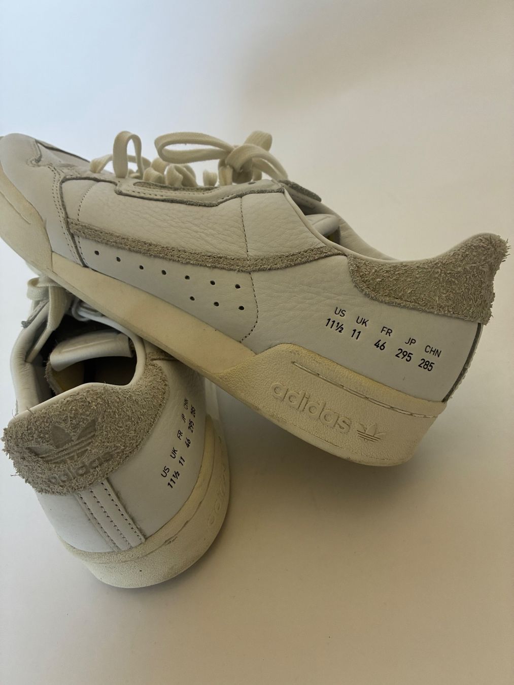 Adidas Scarpe da uomo: Adidas Schuhe nur einmal getragen – Usato da Fribourg venduto da waves55 2