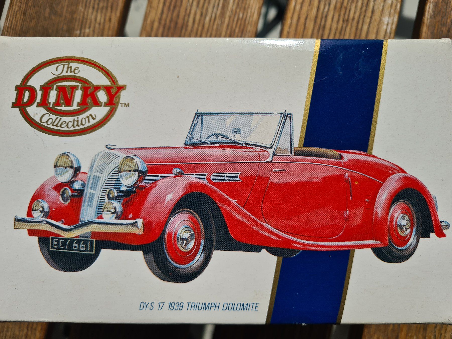 Dinky Toys Modellini d'auto: DINKY Matchbox TRIUMPH Dolomite 1939 – Usato da Basel venduto da Solarbebop