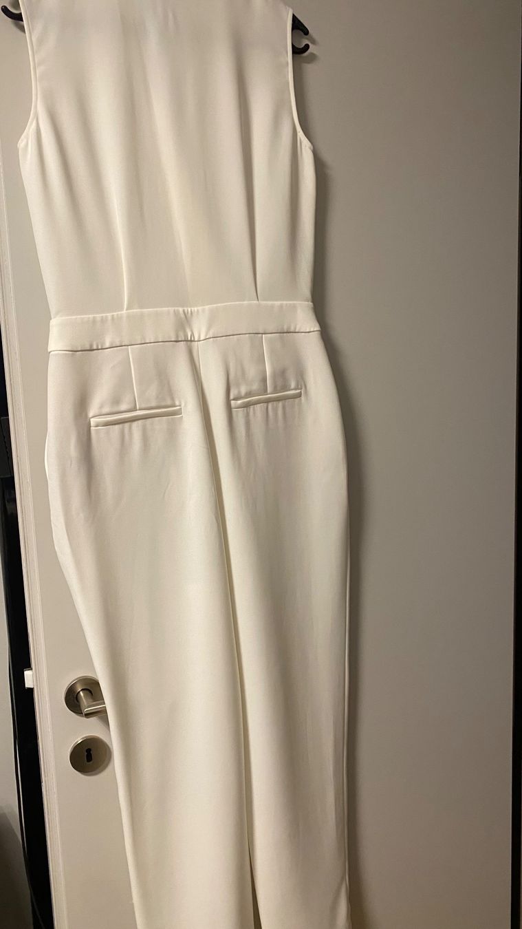 Massimo Dutti Jumpsuits: Eleganter weisser Jumpsuit – Gebraucht aus Starrkirch-Wil von sclupain 1