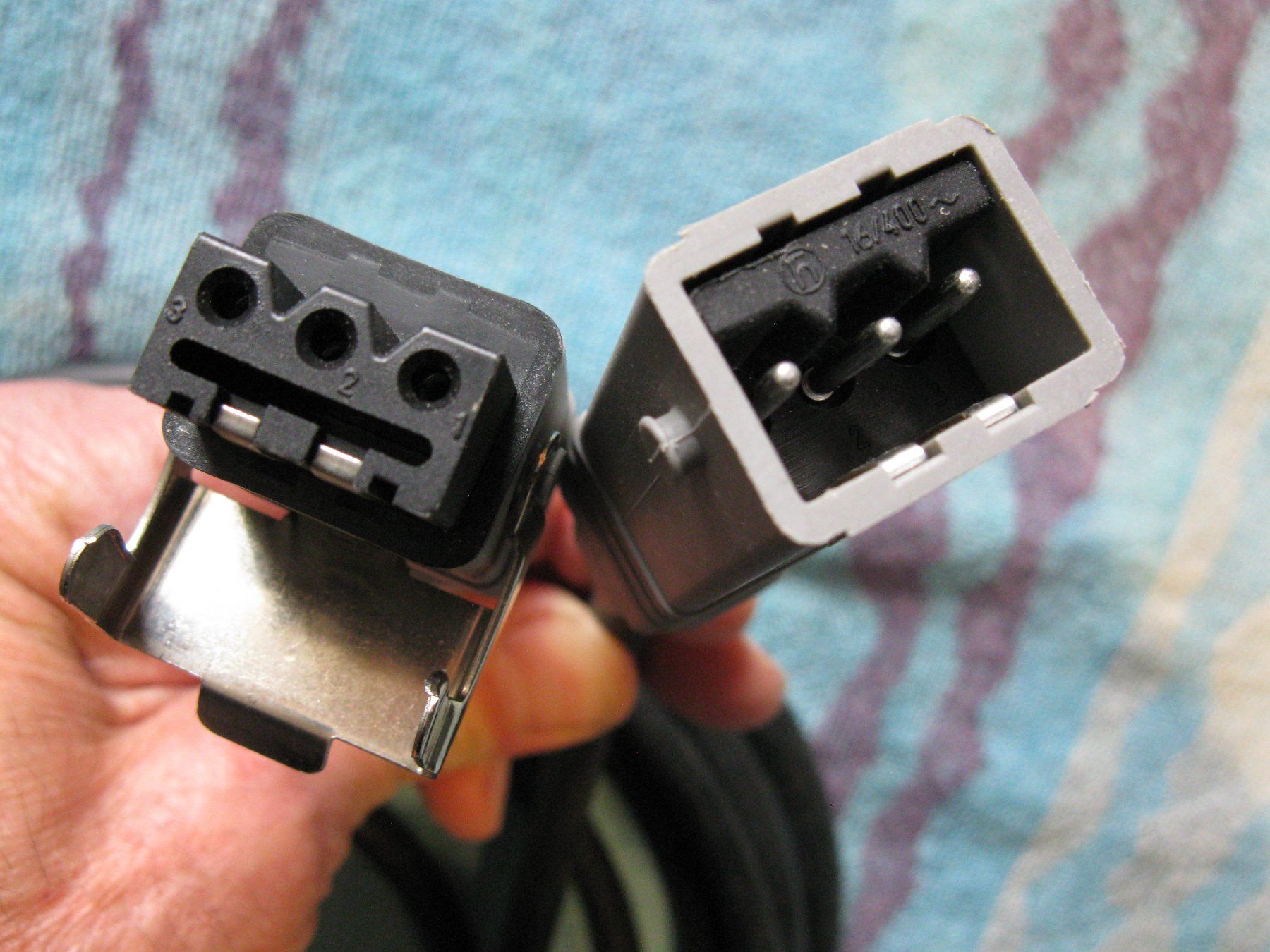 Kabel: Verlängerungskabel mit Stecker HIRSCHMANN STAS 3 – Gebraucht aus Hittnau von Mares8335 2