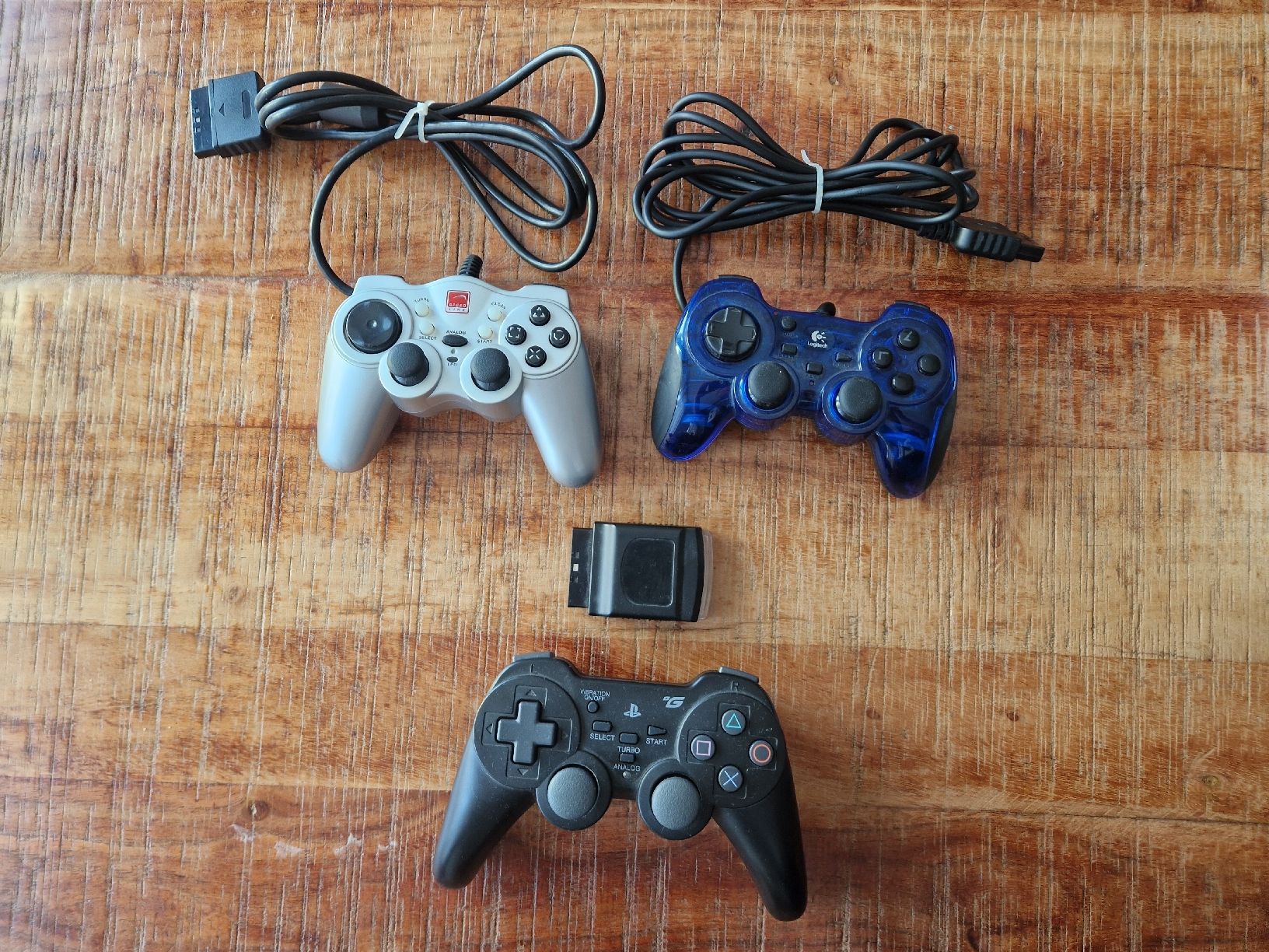 Sony Console: PlayStation 2 Slim Silber Komplettset – Usato da Horw venduto da mas_7sh8 6