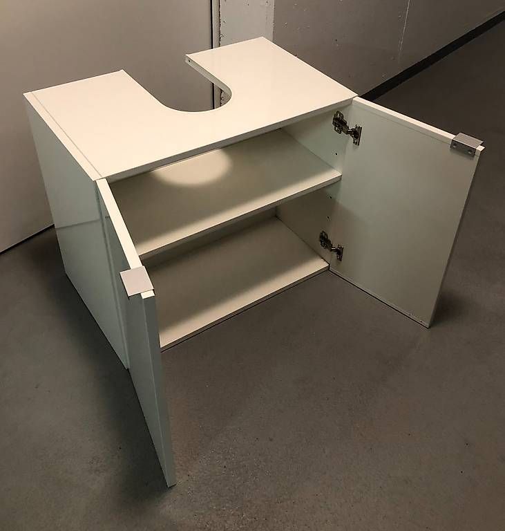 Installations & Meubles: Bad Möbel – D'occasion à Schattdorf par ratr84 1