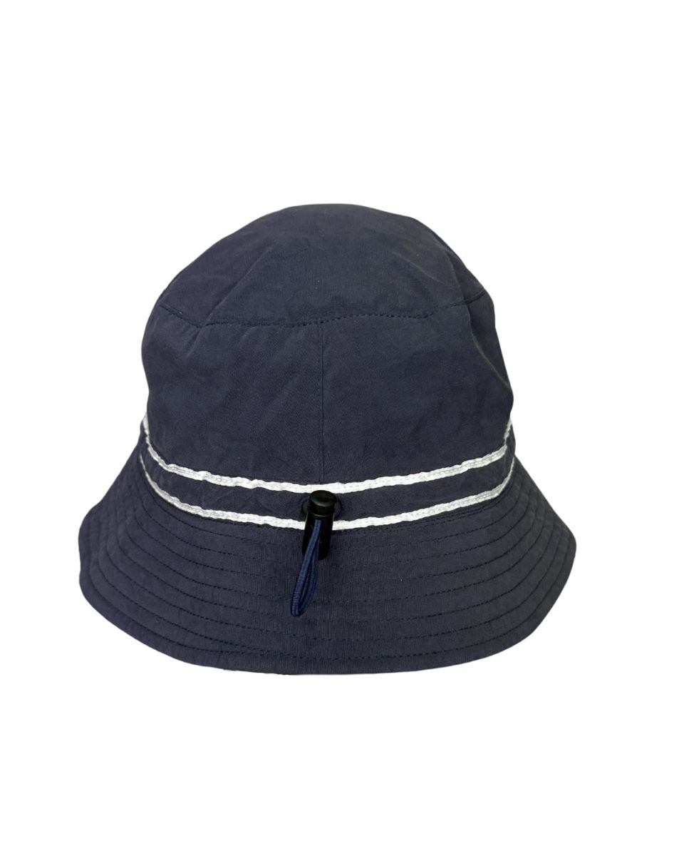 Fred Perry Chapeaux, bonnets & casquettes: Bucket hat Fred Perry – D'occasion à Lausanne par Unehistoiredesapes 2