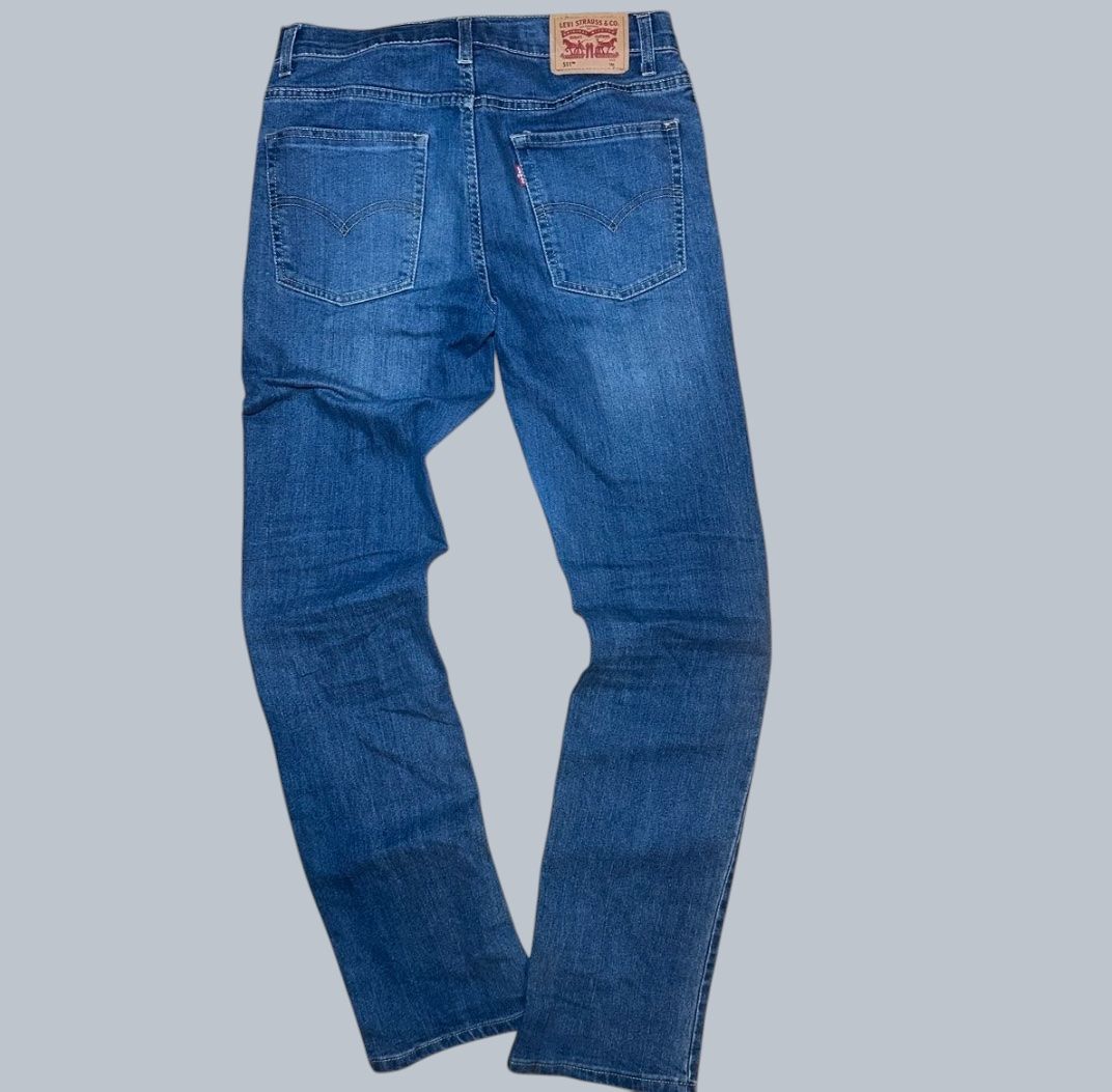 Levi's Jeans: Levi’s 511 jean slim – Usato da Genève venduto da naako131 1