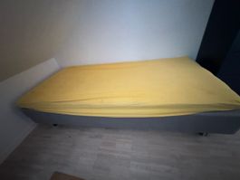 Bett Einzelbett grau mit Matratze gebrauchter Zustand
