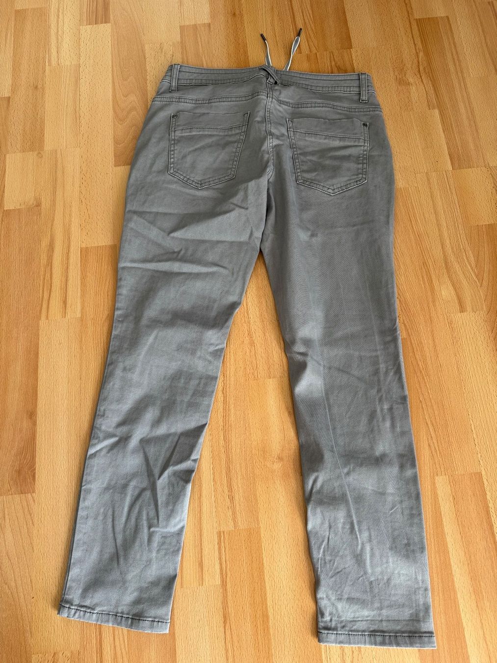 Tom Tailor Hosen: Tom Tailor Stoffhose, Gr. 36, grau – Gebraucht aus Rorschacherberg von beeechen 2