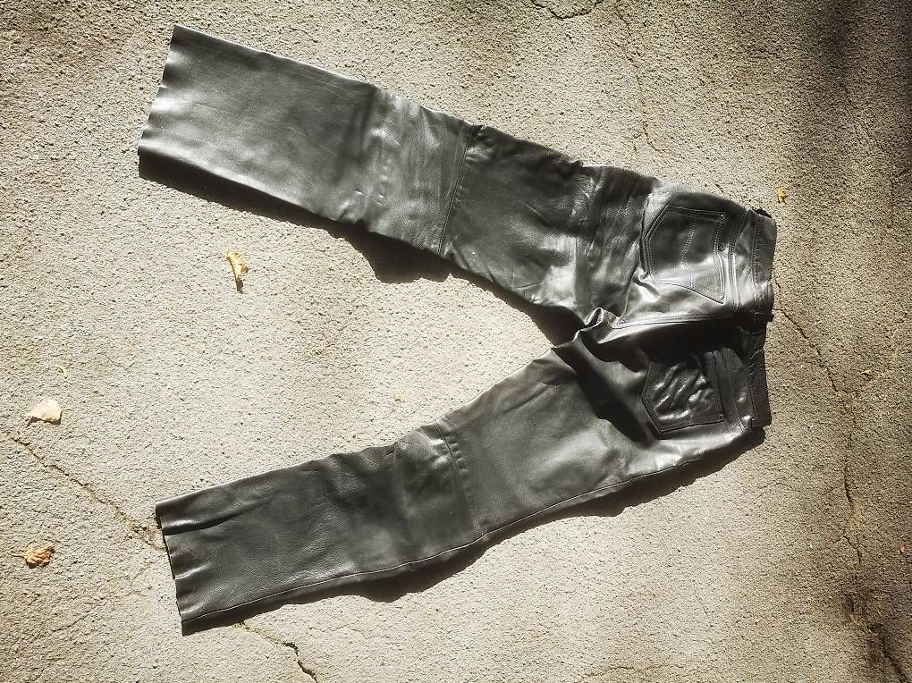 Pantaloni: Motorradhose Leder Gr54 – Usato da Mitlödi venduto da JSN19