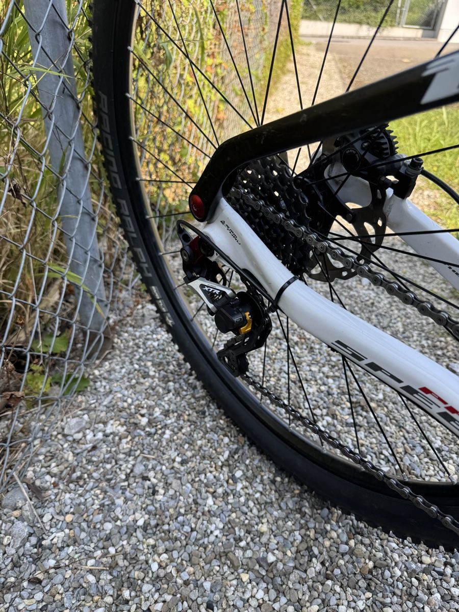 Bixs Biciclette: Bixs  Fully Carbon (Grösse L) – Usato da Lachen SZ venduto da amazonic 4