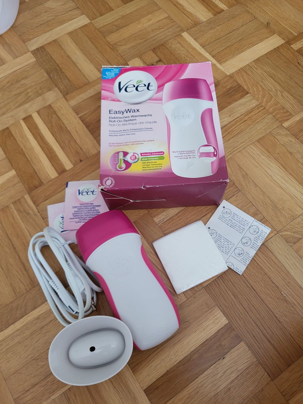 Veet Sonstige Körperpflege: Veet EasyWax Elektrisches Warmwachs Roll-On System – Gebraucht aus Effretikon von han_ch8p