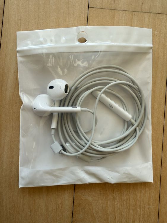 APPLE EarPods Kopfhörer mit Kabel für IPhone 7 1