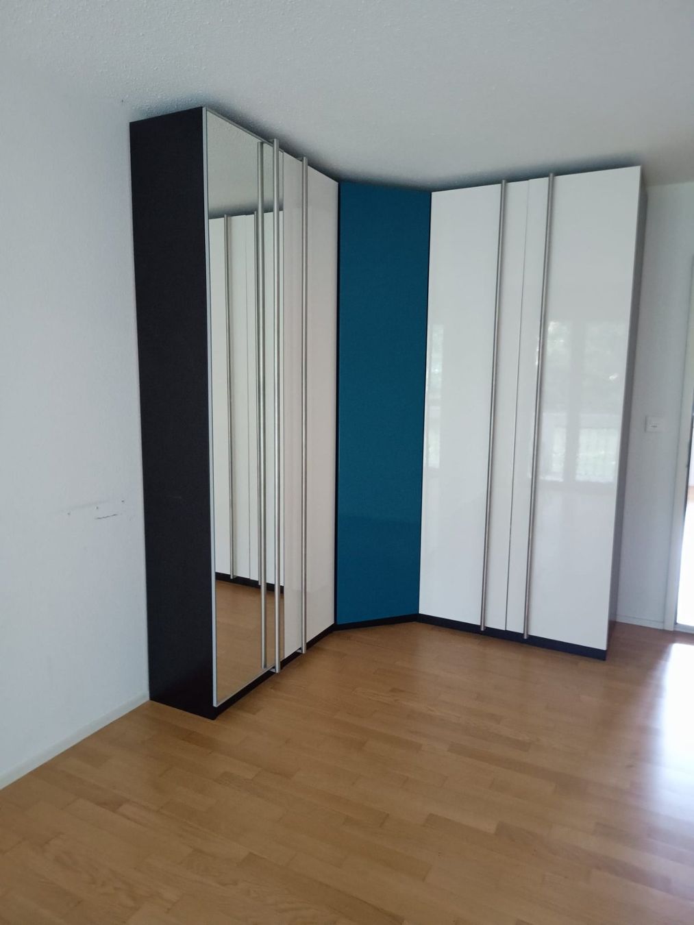Ikea Armadi: Kleidereckschrank zu verkaufen – Usato da Dübendorf venduto da d4span 1