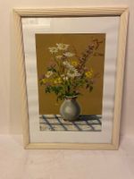 Blumenstillleben im Rahmen, signiert, aus dem Jahr 1945