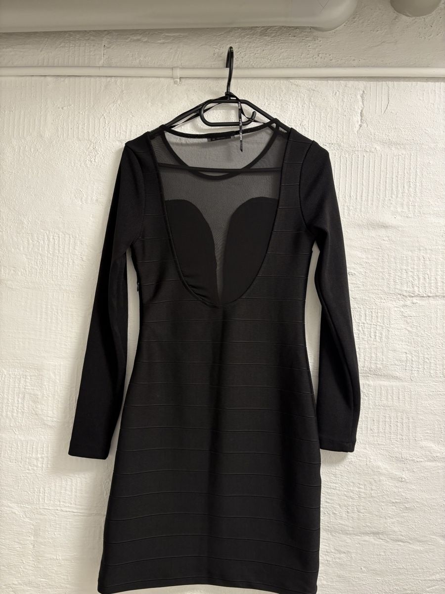 Robes: Damen Kleid,Gr.38 – D'occasion à Winterthur par Nena222 2