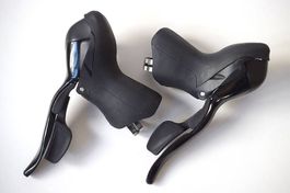 Microshift Rennrad Bremshebel / Schalthebel 9-fach