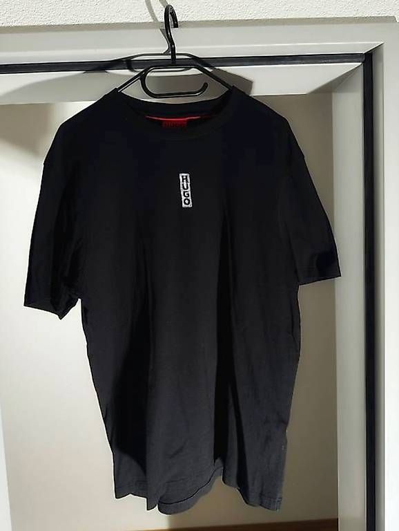 T-shirt: 3x Hugo Premium T-Shirts – Usato da Zürich venduto da StereoMinus 2